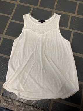 Ambiance White Lace Yoke Sleeveless Tank Top